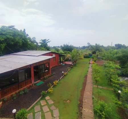 Lake View Resort & Villa
