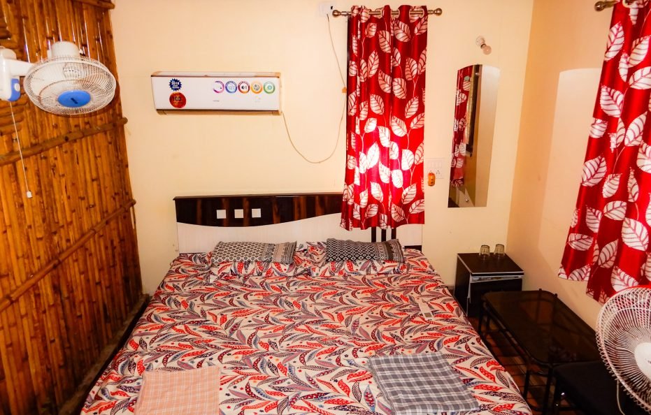Madhura’s Couple Friendly Bamboo AC Cottage