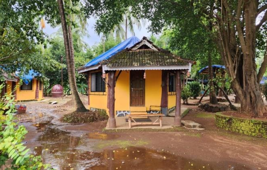 Saguna Baug Farmhouse in Neral