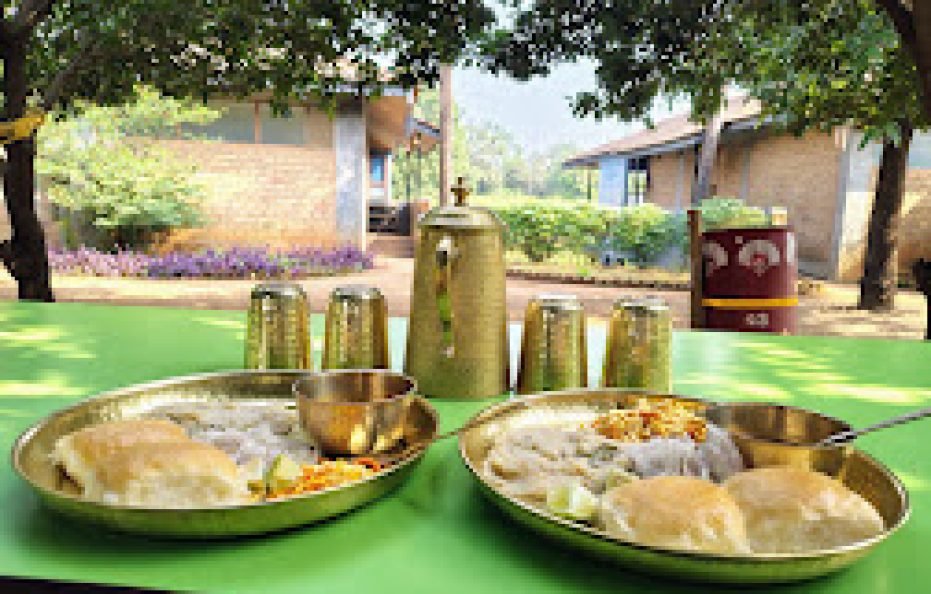Saguna Baug Farmhouse in Neral