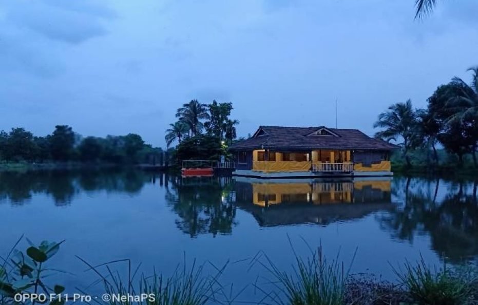 Saguna Baug’s Classic Pond House