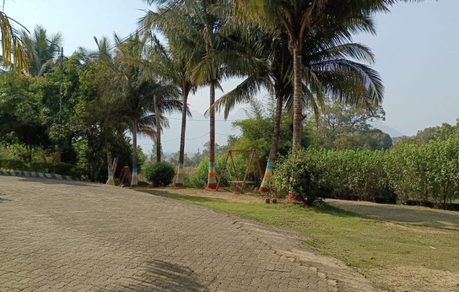 Vrundawan Farm in Badlapur Farmstay