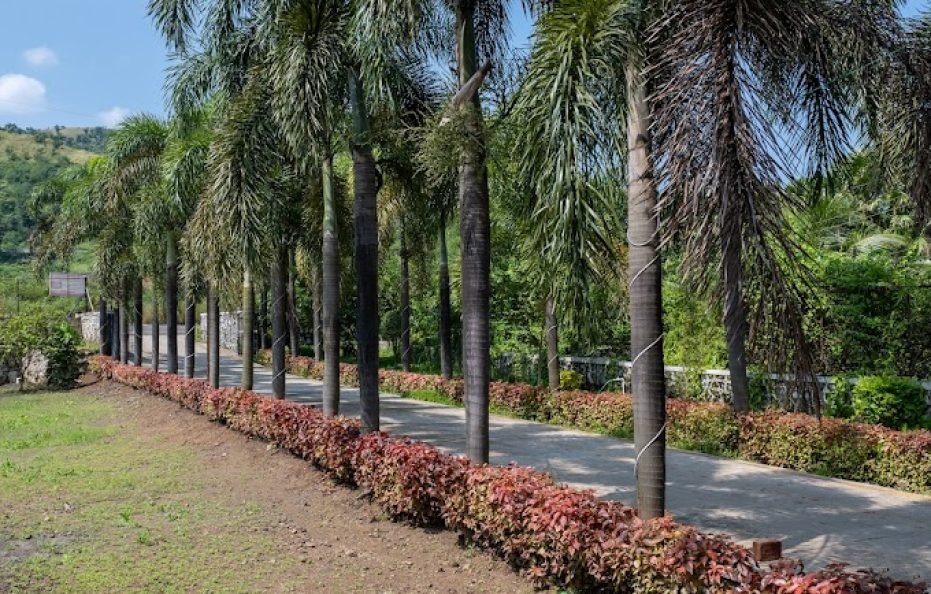 Hill Rock Resort in Neral