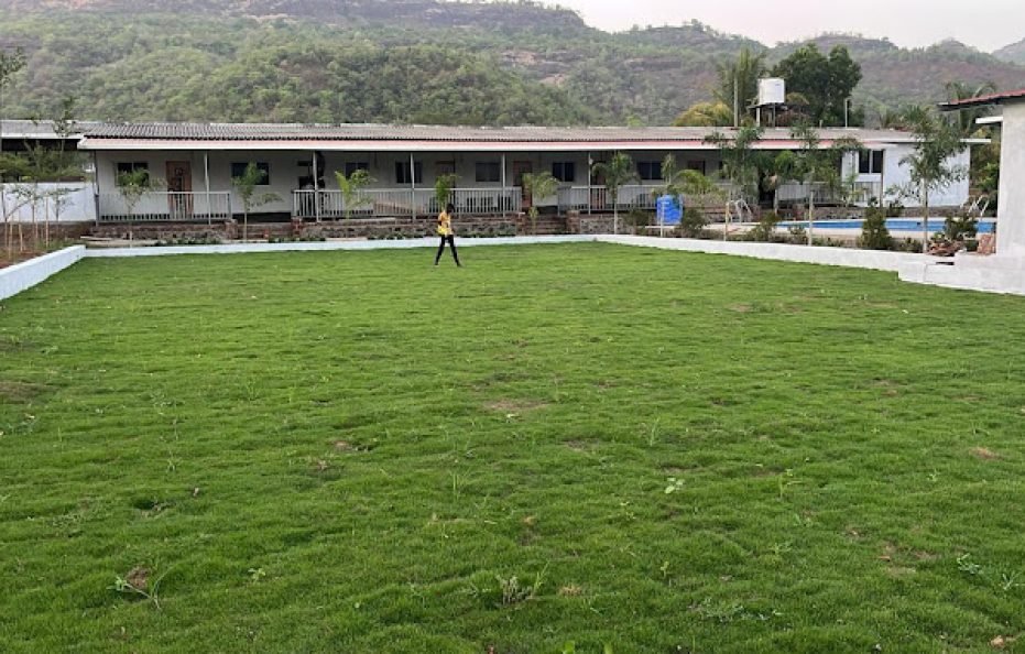 Bollywood Villa By Trinity Stays