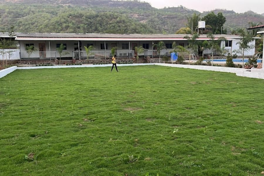 Bollywood Villa By Trinity Stays