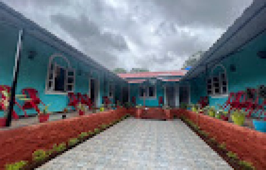 Aajol – The Granny Farm Neral
