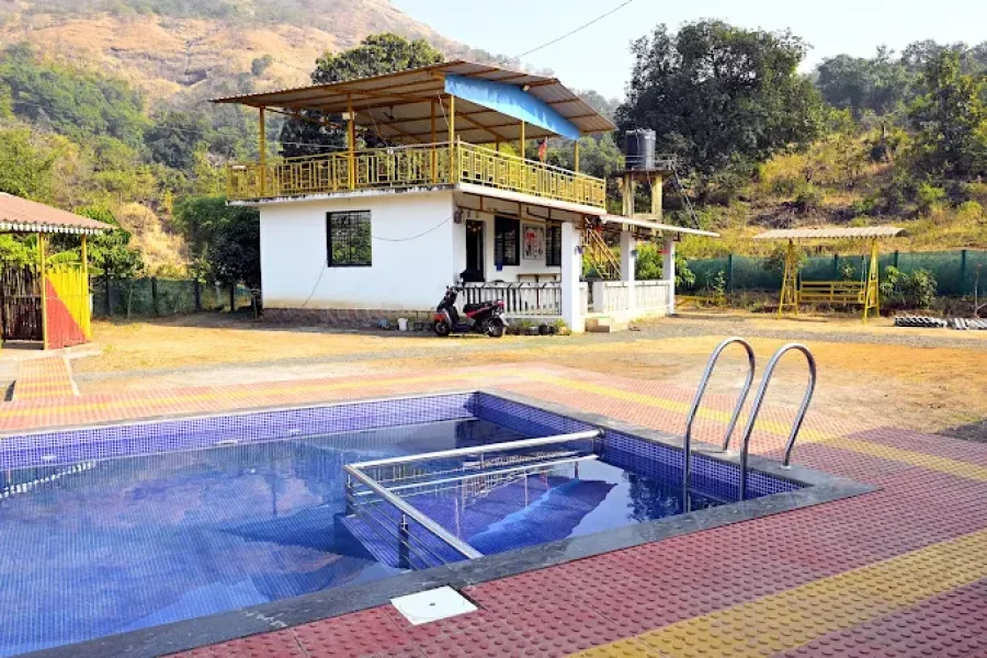 Akash Farm & Sondai Fort Trekk Karjat