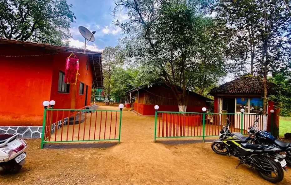 Farm Life Holidays Neral