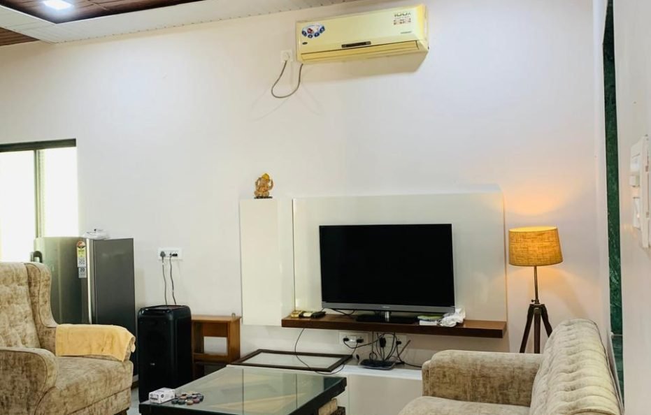 GLR Resort AC Room