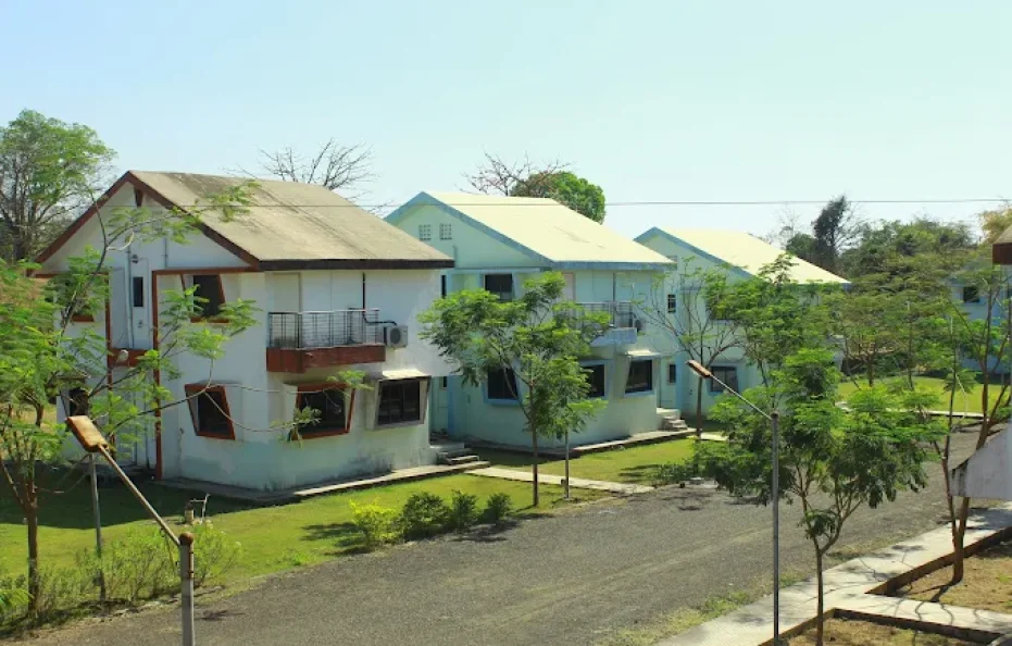 LossaPa Resort Neral