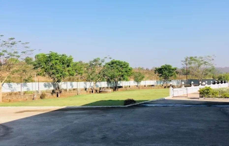 LossaPa Resort Neral