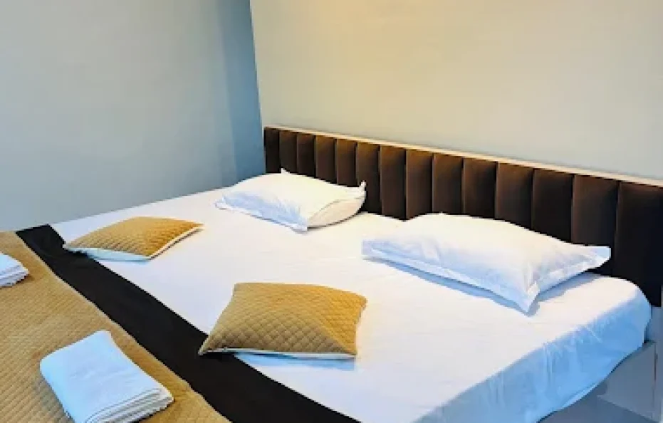 Malhar Farm House Neral