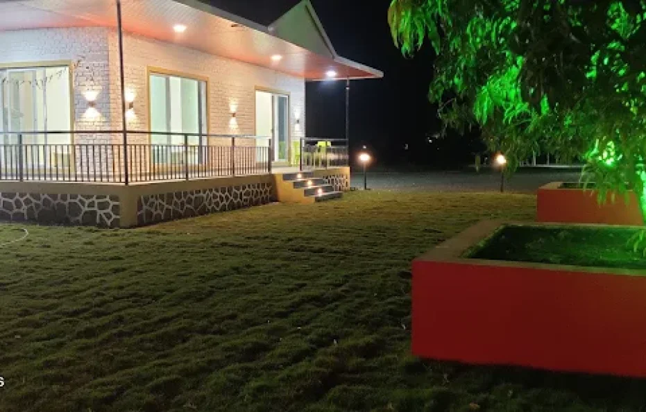 Red Sun The Lake Front Resort Karjat