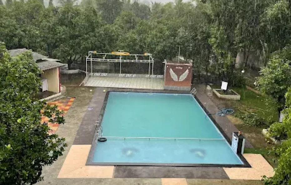 SAN Farmhouse & Resort