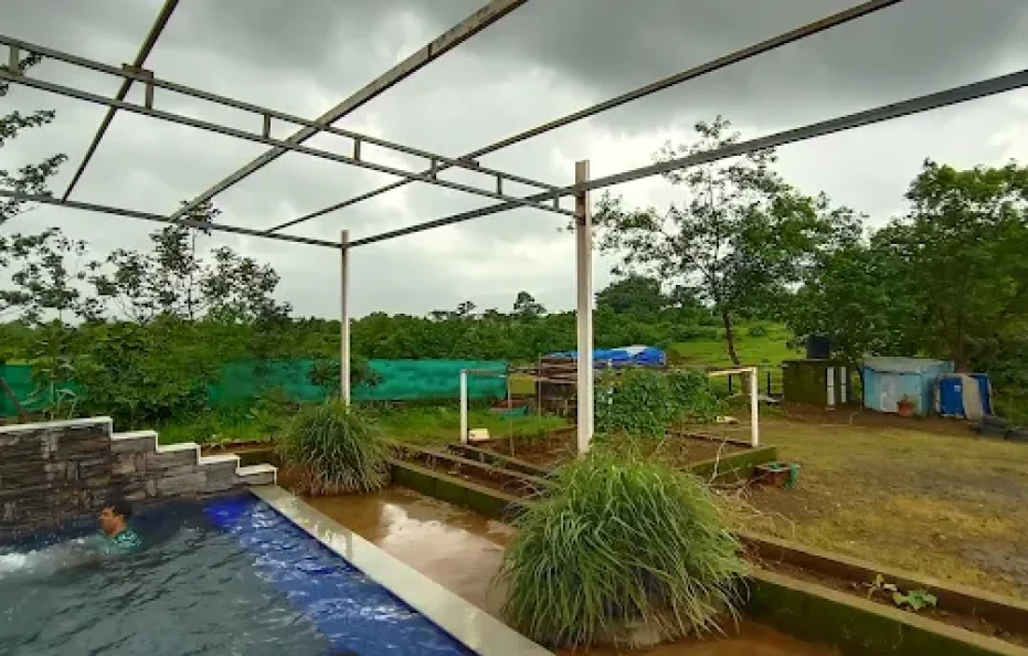 Stranger to Nature Badlapur