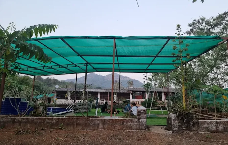 Stranger to Nature Badlapur