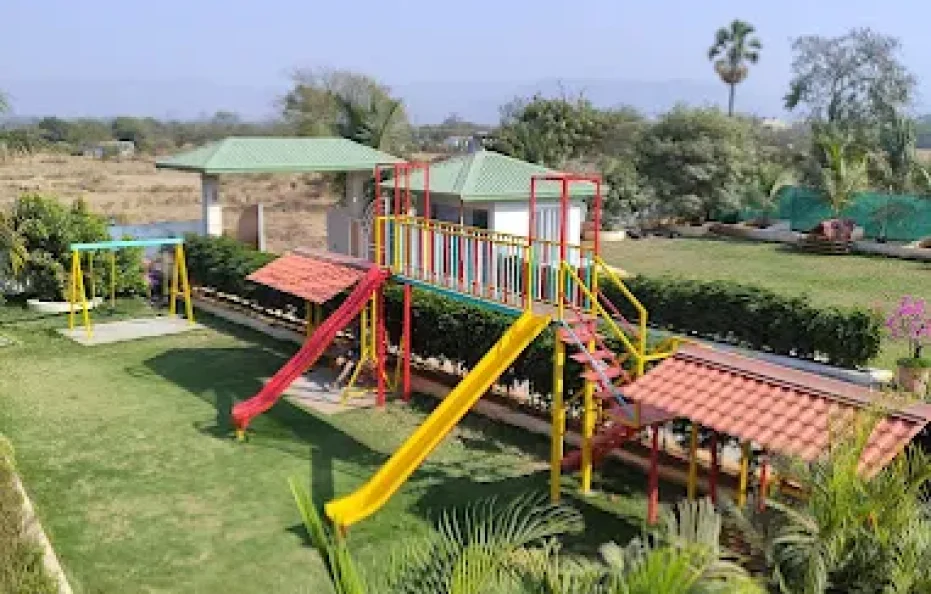 The Mountain View Neral