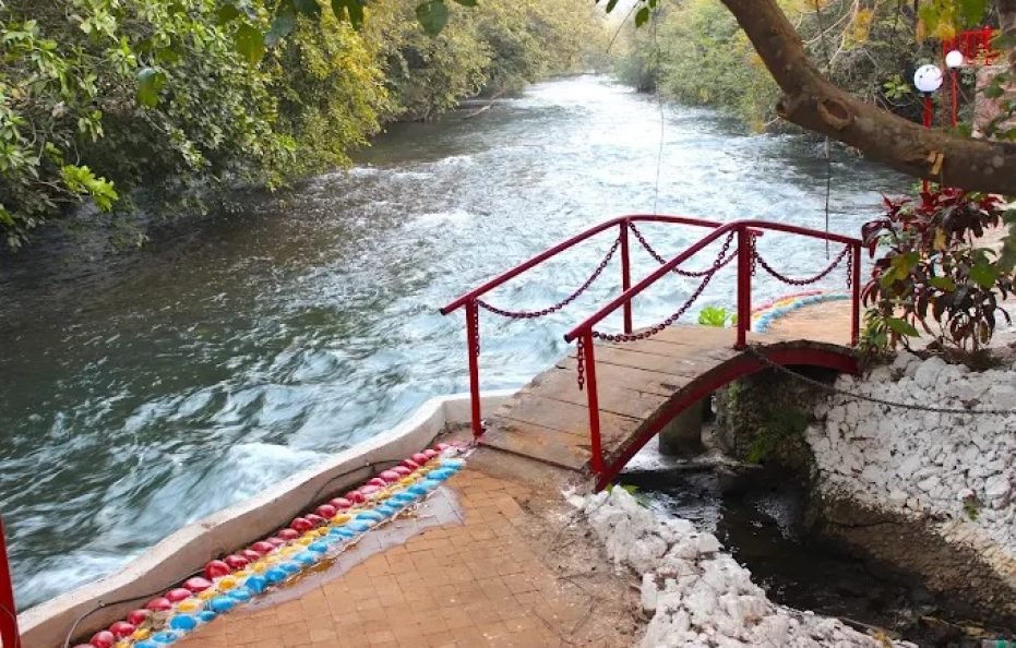 Reviera Farms Karjat