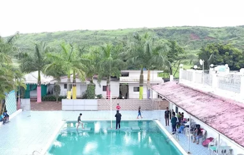 Seven Star Holiday Resort Karjat