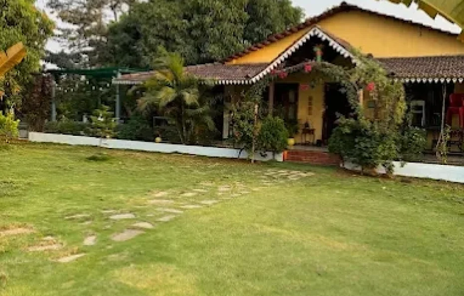 Ellow Stay by Mohan Farm Khopoli