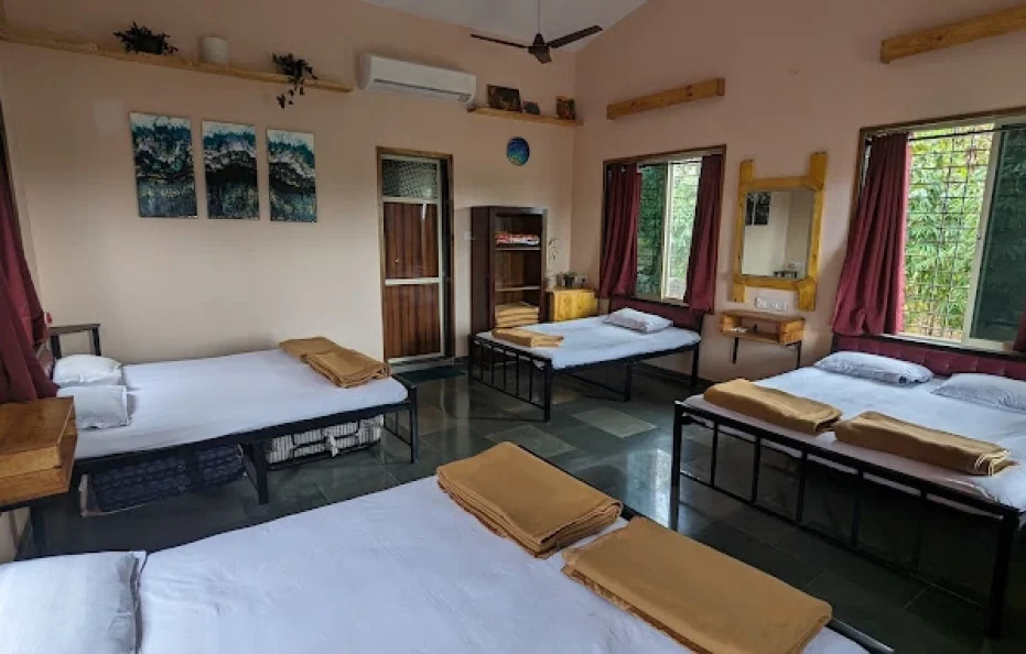 River Trail Cottage Stay Karjat