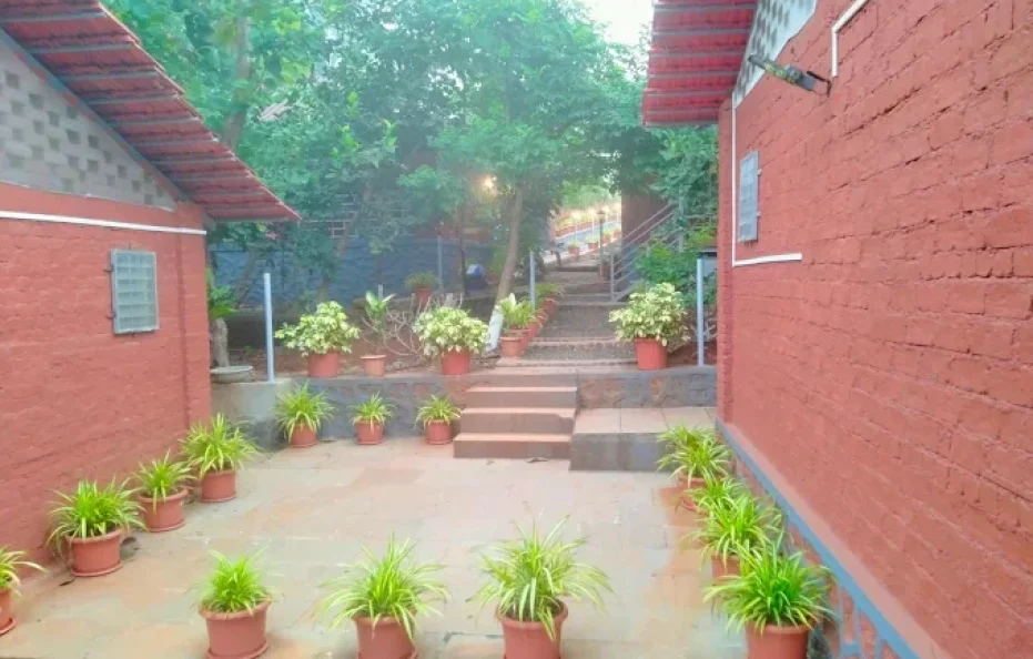 Saveda Farm & Cottages Karjat