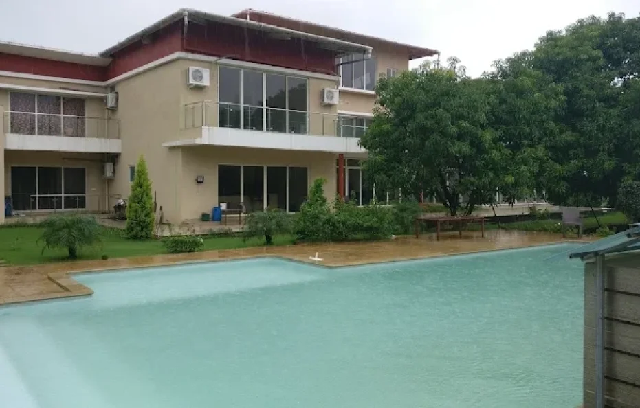 Spicy Mango The Majestic Villa Karjat
