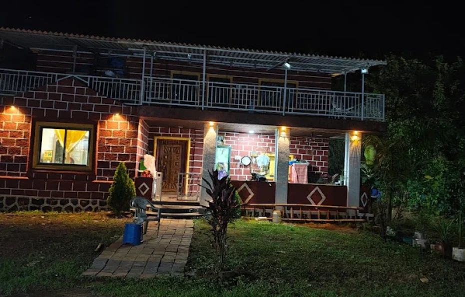 Leo Cafe Karjat