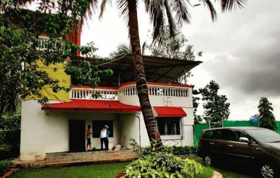 The Red Roof – Eco Stay Karjat