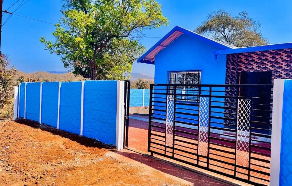 Cottage Blue House Karjat