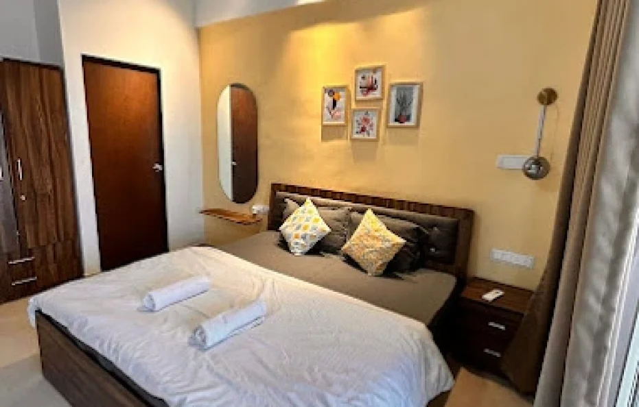 Eleventh Yards Karjat