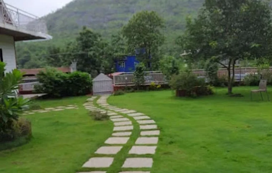 Fernandes Farm Karjat