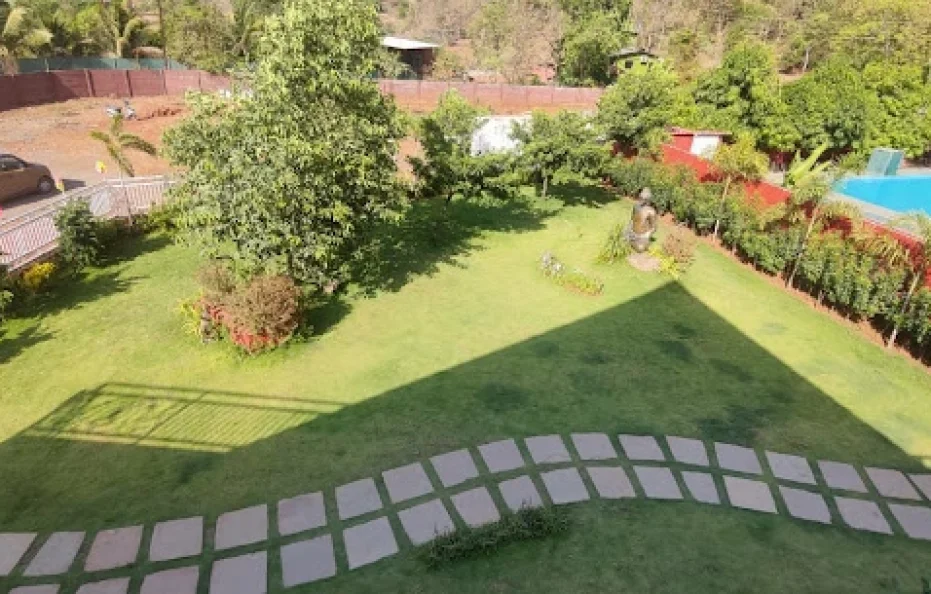 Fernandes Farm Karjat