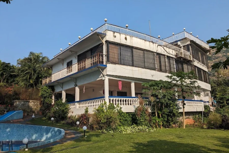 Lake House Villa Karjat