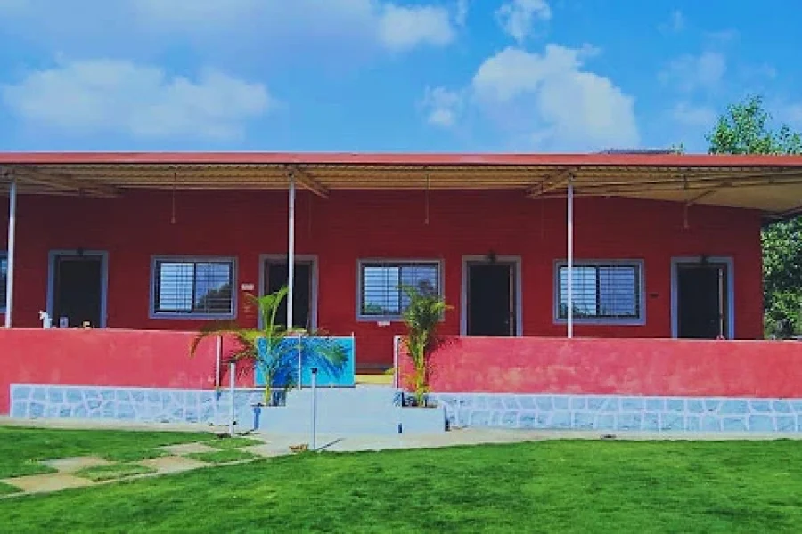 Nivant Farm Stay Karjat