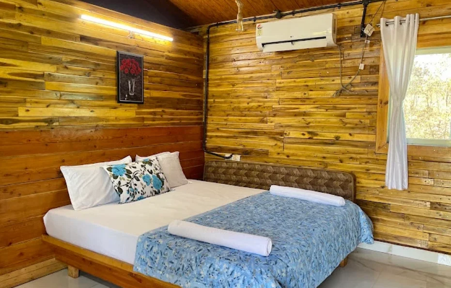 Shiv Wooden Villa Kalyan
