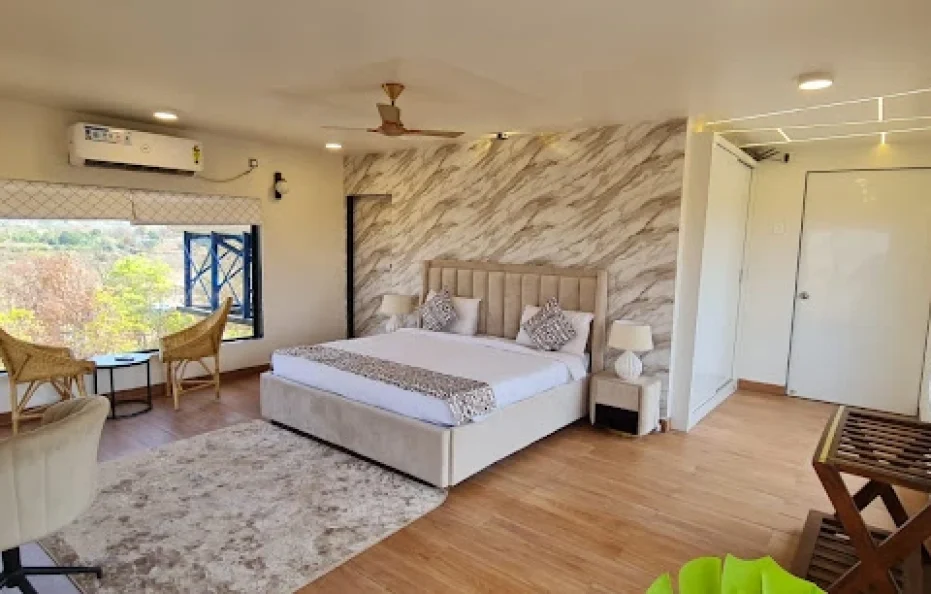 Stay Serene Luxury Kalyan