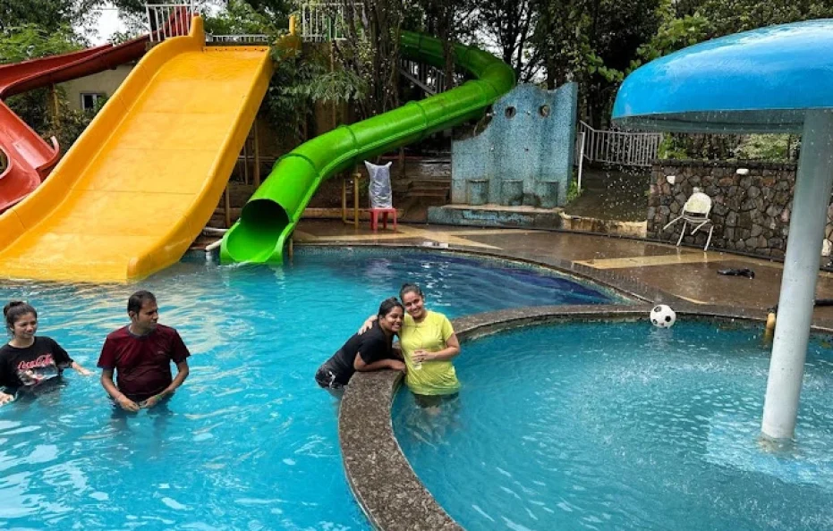 Tropical Pool Villa Karjat