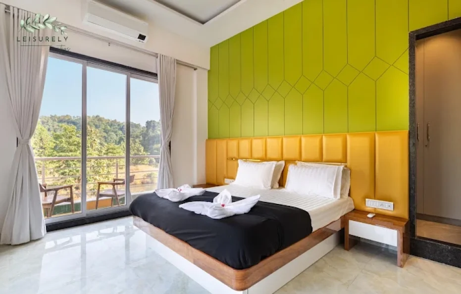 Villa Waterfront Valley Karjat