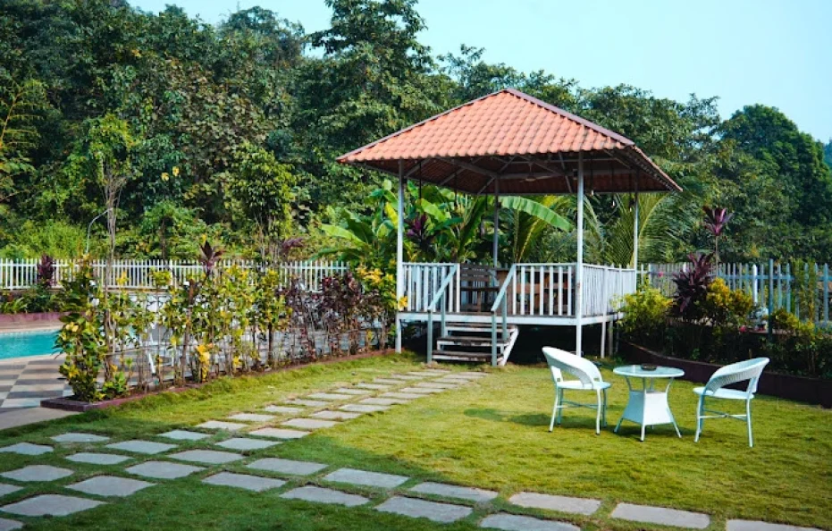 Villa Waterfront Valley Karjat