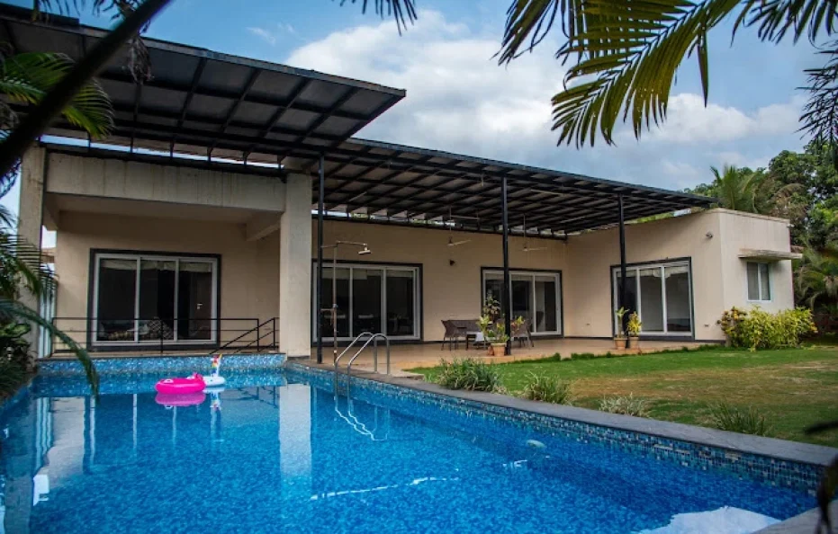 Z-1 Villa Karjat
