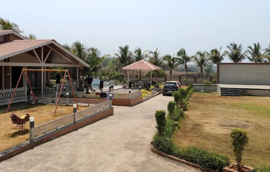 Aura Farmstay Badlapur