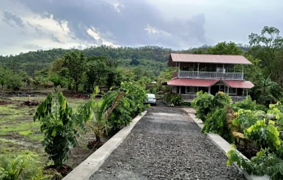 Bahawa Farmstay Khopoli