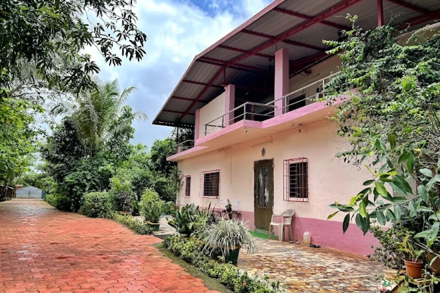 Commanders Retreat & Eco Farms COMREEF Vasind
