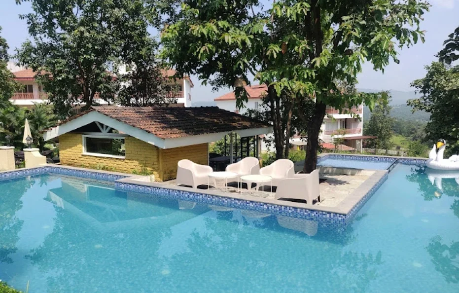 Holiday Maiyaan Karjat