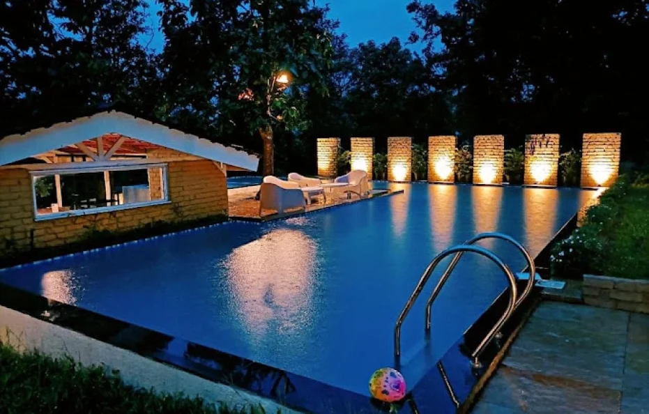 Holiday Maiyaan Karjat