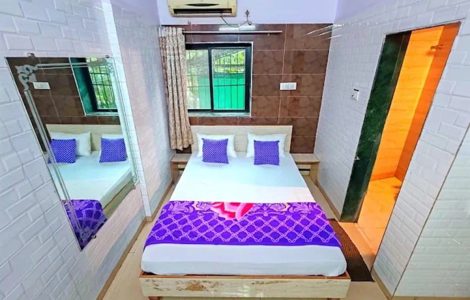 Hotel Metro Palace Resort Karjat