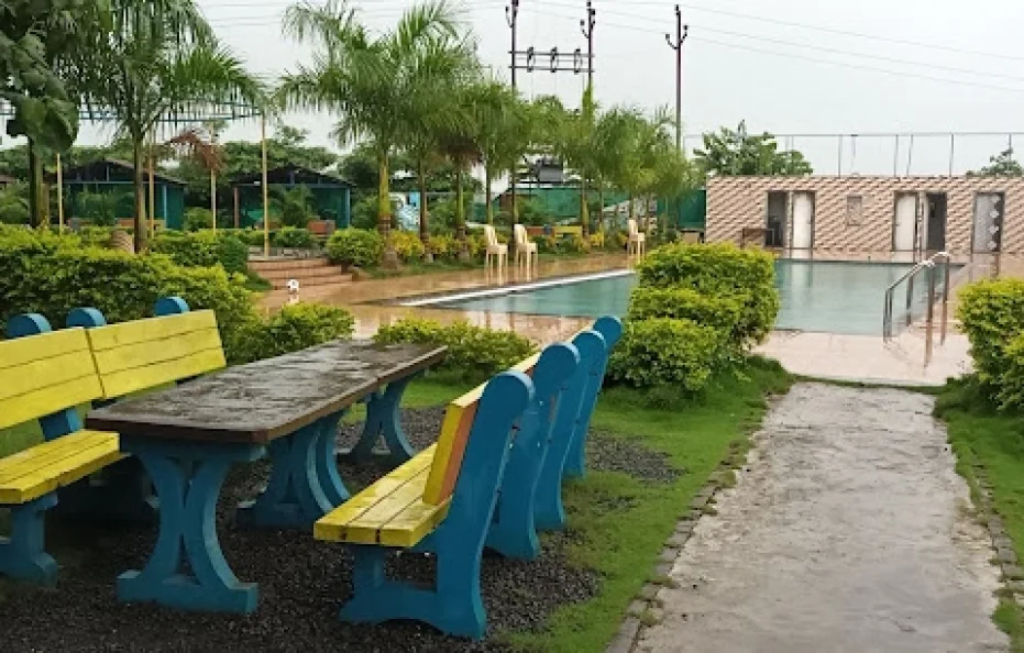 Hotel Metro Palace Resort Karjat