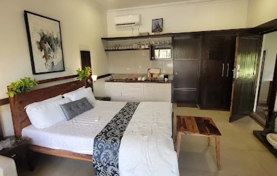 La Paraiso Karjat