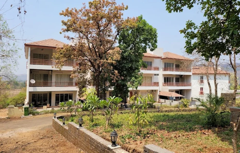 La Paraiso Karjat